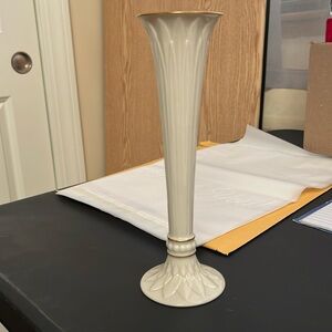 Lenox Made in USA Slim 9 Inch Tall Vase